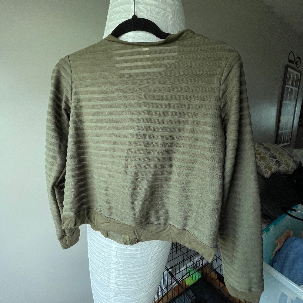 CACIA Green Mesh Stripe Top